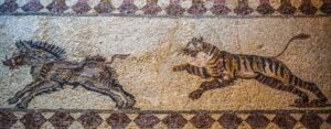 Tieger jagt Wildschwein Boden-Mosaik nach antiken Vorbild